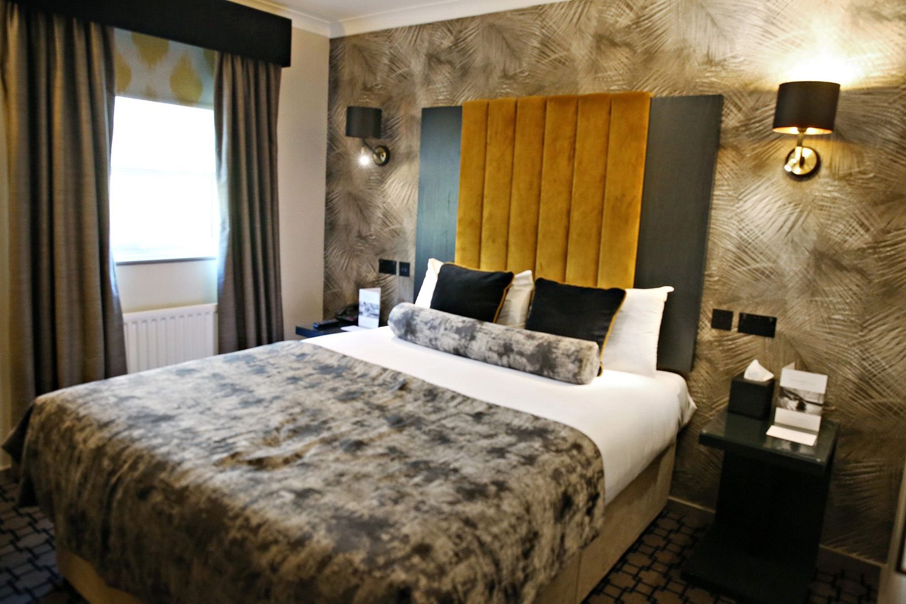 Guest bedroom at Denham Grove